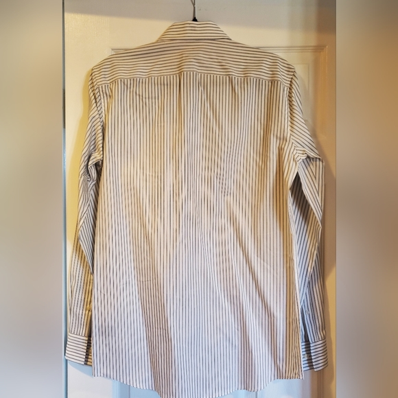 Marc Anthony Men's Slim Fit Dress Shirt - Picture 3 of 4